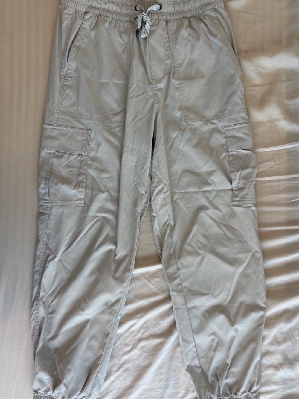 Vuori Light Gray Cargo Jogger Pants